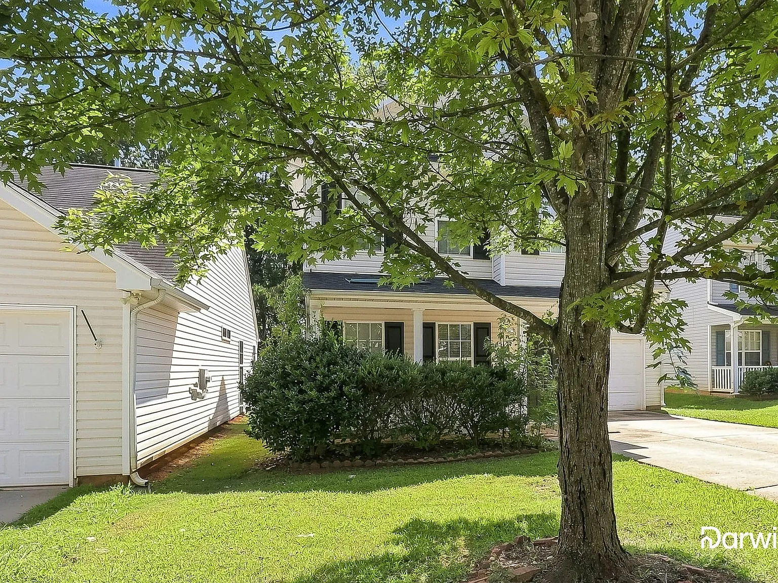 4 bed, 2.5 bath, 1533 sqft, $1,995 — Photo 2