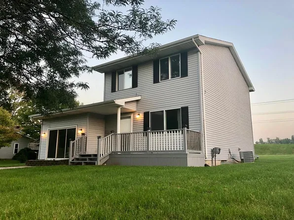1705 Parkway Dr, Caro, MI 48723