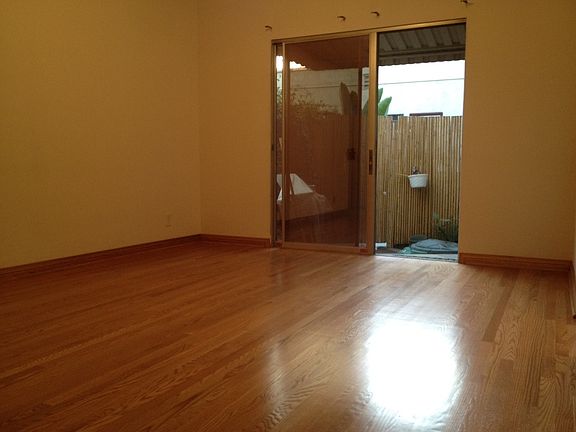 5th image of 1318 E 2nd St APT 1