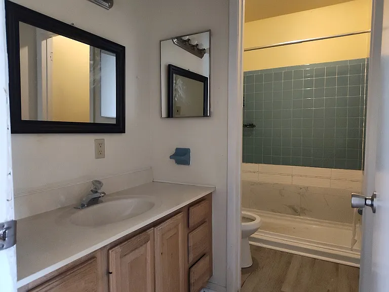 221 W Edgewater Way — Photo 6