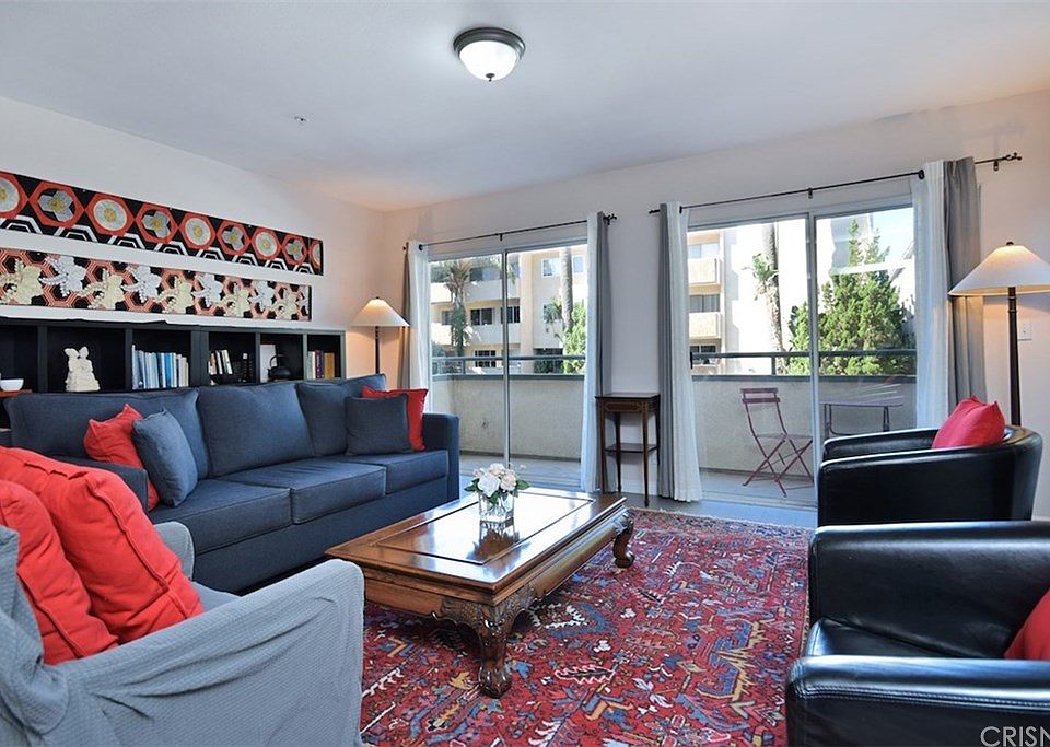 1st image of 4426 Ventura Canyon Ave APT 101