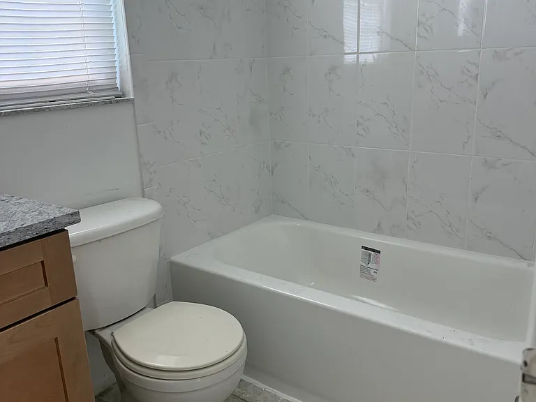 3006 Stilwell Ct — Photo 8