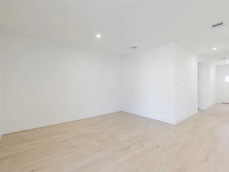 31718 Hallington Hill Ln — Photo 28