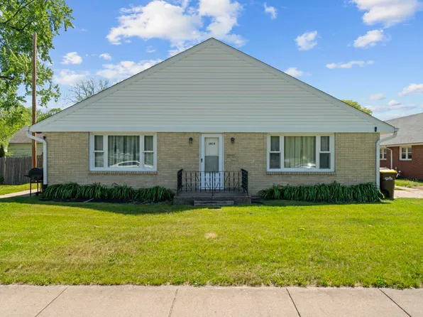 1819 Logan St, Rockford, IL 61103