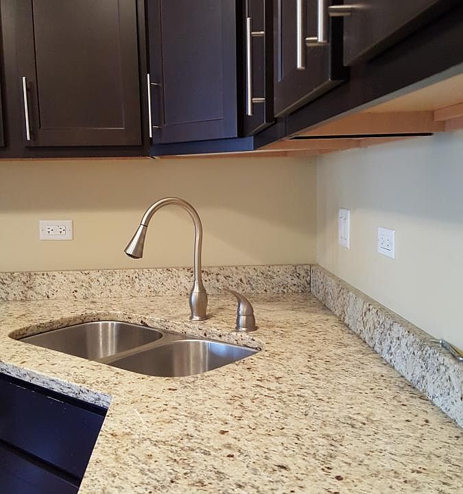 1st image of 3501 W Wrightwood Ave #2R
