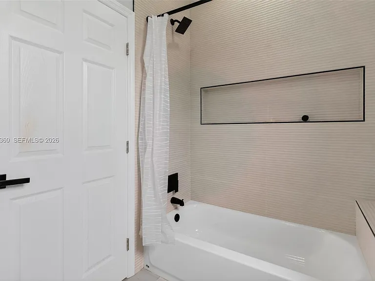 2167 SW 176th Ter — Photo 38