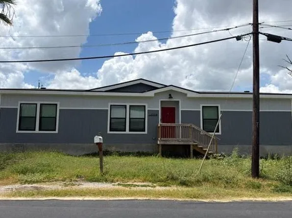 2214 Pecan St, Bastrop, TX 78602
