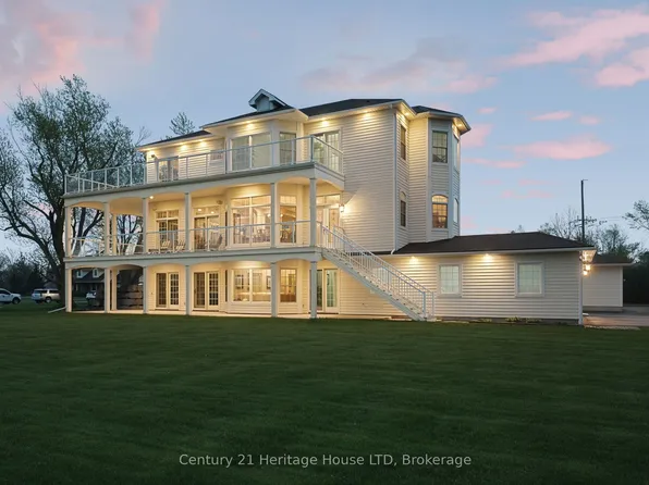 4069 Niagara River Pkwy, Fort Erie, ON L0S 1S0