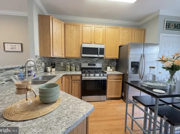 12792 Playfair Ln, Bristow, VA 20136