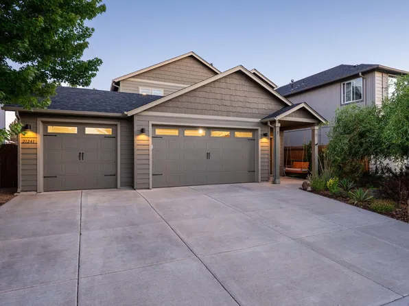 21241 SE Golden Market Ln, Bend, OR 97702
