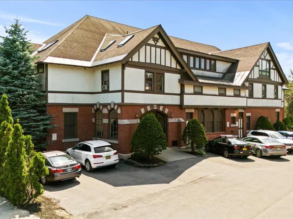 37 Clark Street #6, Saratoga Springs, NY 12866