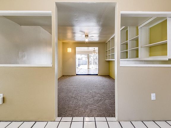 4th image of 1001 W Calle San Salvador