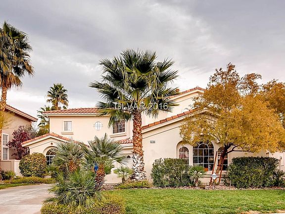 3rd image of 8208 Paseo Vista Dr