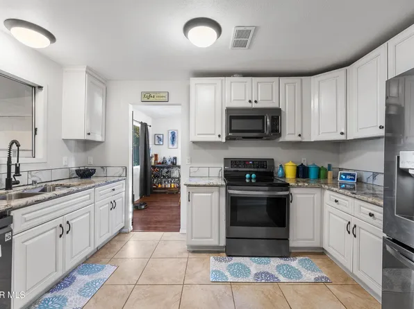 13336 Clement St, North Edwards, CA 93523