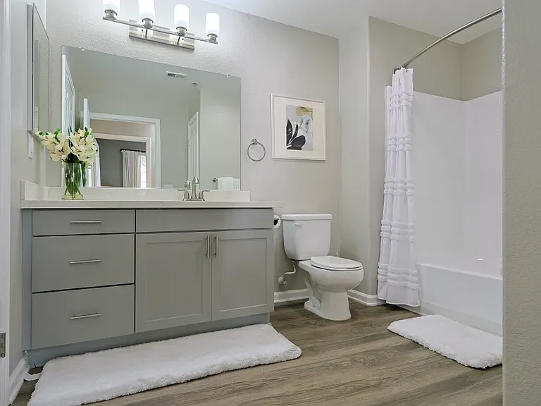 Allure at Camarillo — Photo 14