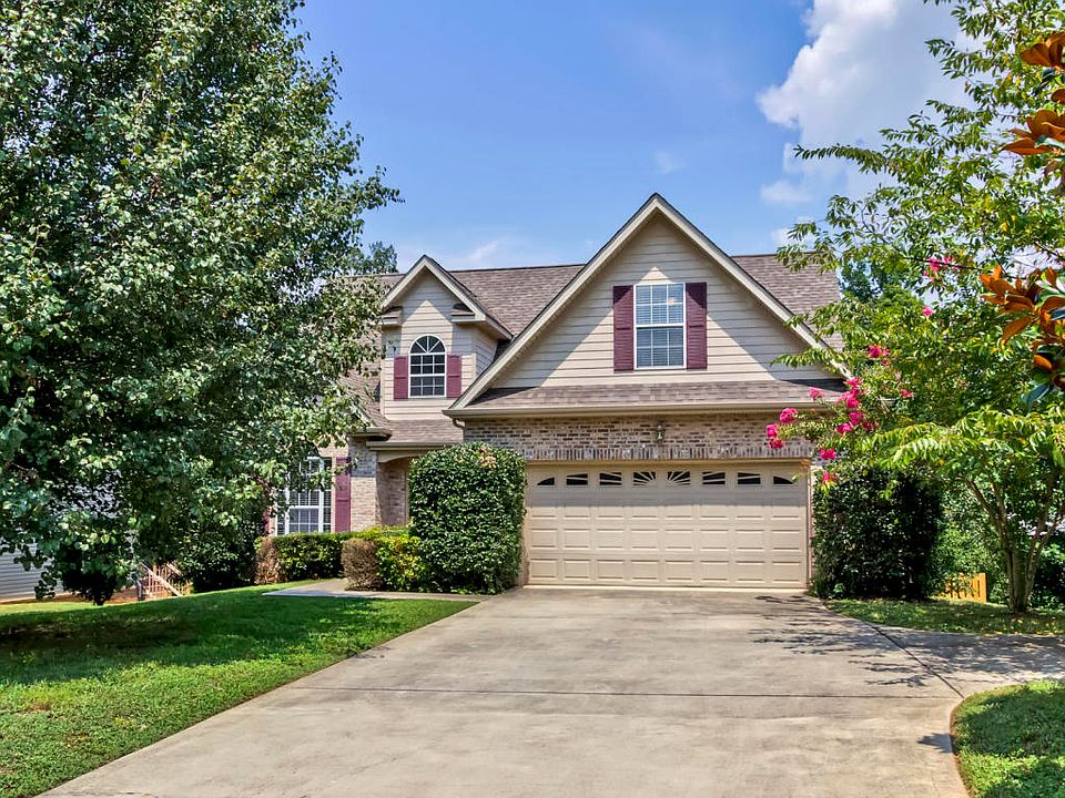 1st image of 9435 Twin Branch Dr