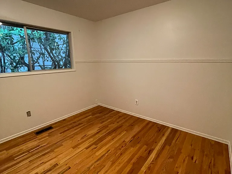 6908 SW 5th Ave — Photo 14