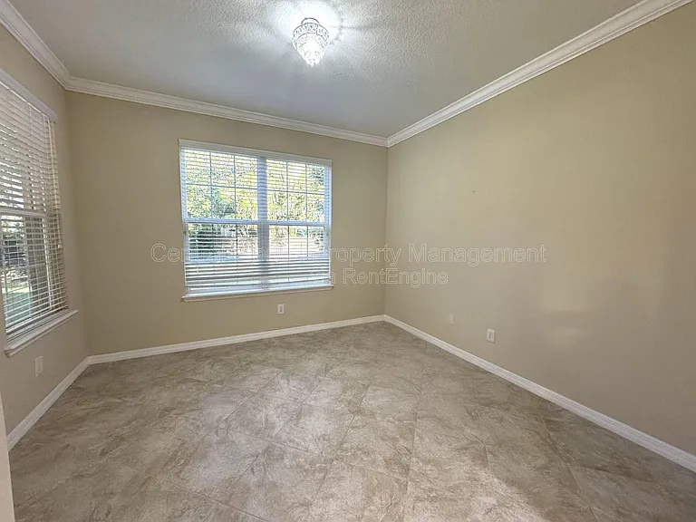 6621 Helmsley Cir — Photo 18