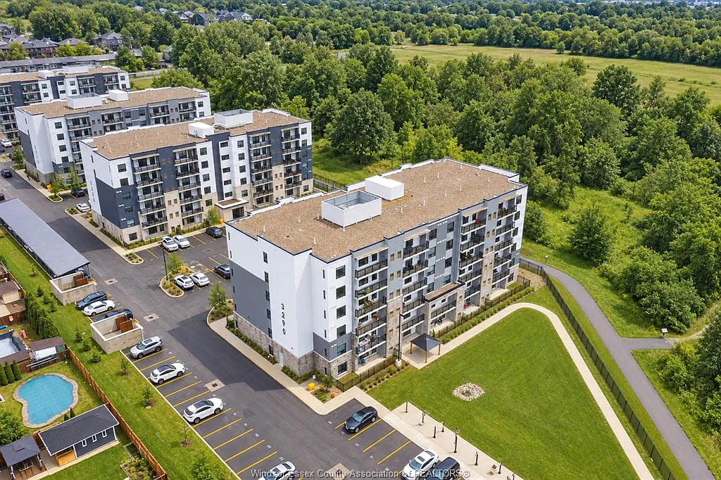 2 bed, 2.0 bath, $2,150 — Photo 3
