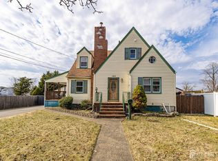 165 Macarthur Ave, Sayreville, NJ 08872