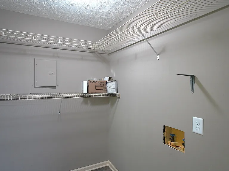 583 Center Point Rd #B — Photo 10