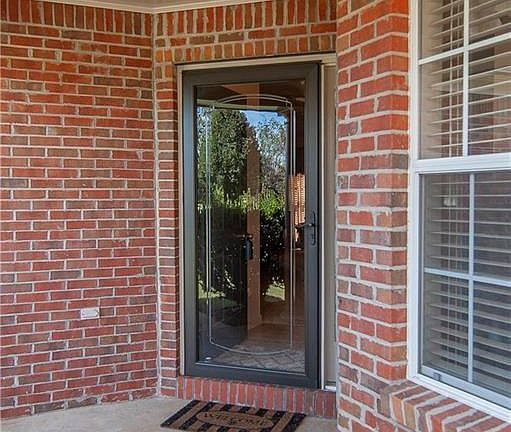 5th image of 8986 Stoneridge Pl