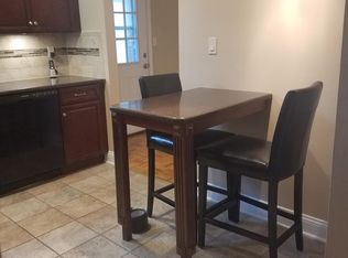 8 Patrick Henry Ct, Monroe Township, NJ 08831