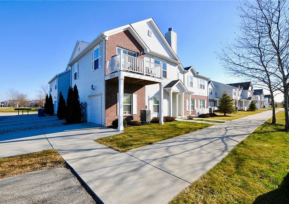 1st image of 12030 Zircon Ln Unit 100