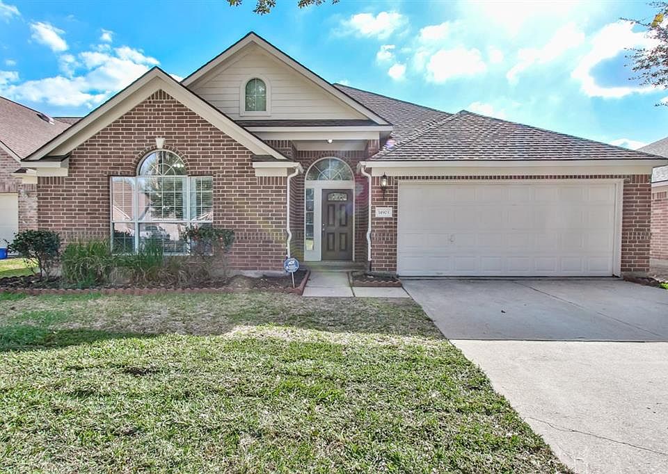 1st image of 14903 Bridle Bend Dr