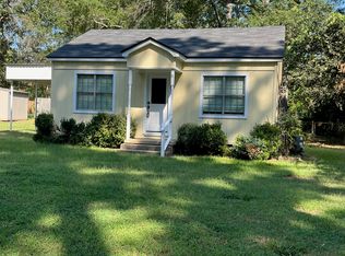 427 Turkey Creek Dr, Kilgore, TX 75662