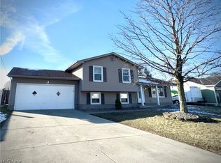 296 Rome Dr, Youngstown, OH 44515