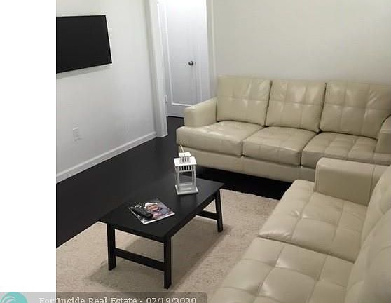 3rd image of 8135 Abbott Ave APT 3