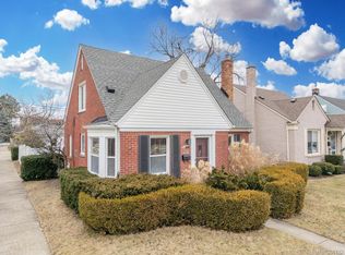 1090 Oxford Rd, Berkley, MI 48072