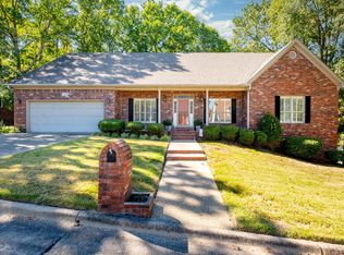 1320 Cove View Ln, Little Rock, AR 72211