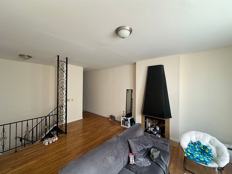 1st image of 2812 Jefferson Ave APT 4