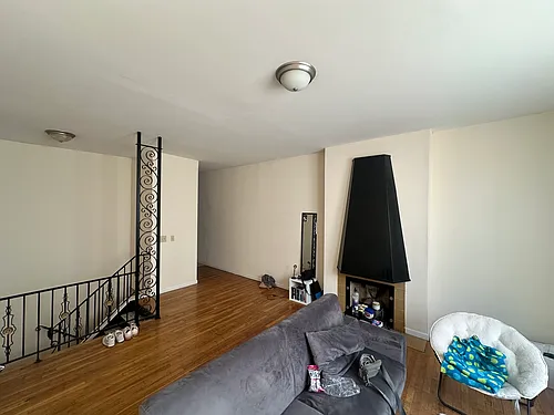 2812 Jefferson Ave Photo 1