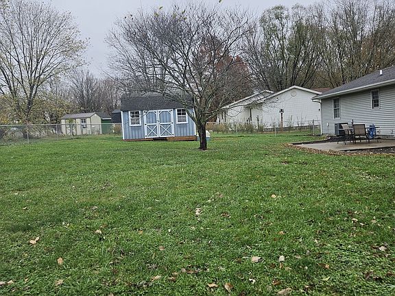 3rd image of 300 Flintwood Dr