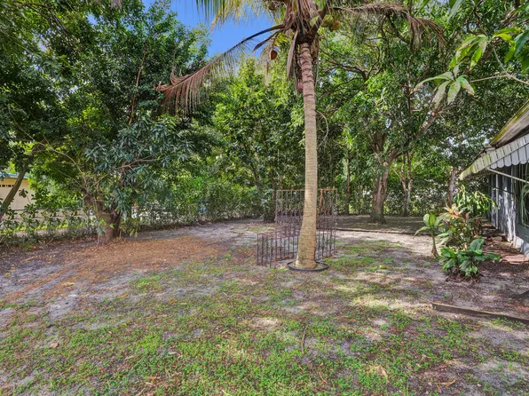 14831 S River Drive, Miami, FL 33167