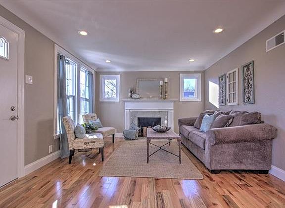 5th image of 8901 Bridgeport Ave