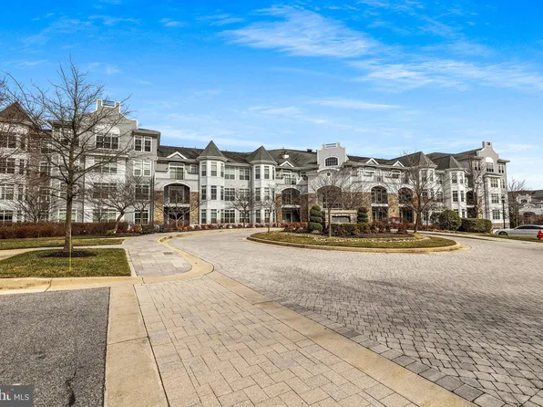 2800 Stone Cliff Dr Unit 101, Baltimore, MD 21209
