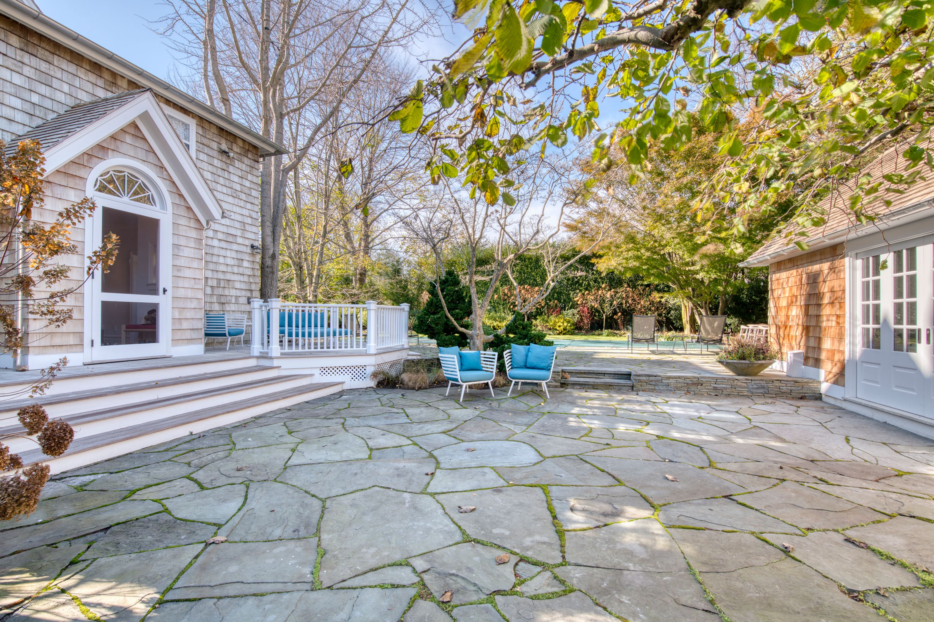 140 Ferry Rd, Sag Harbor, NY 11963 Out East