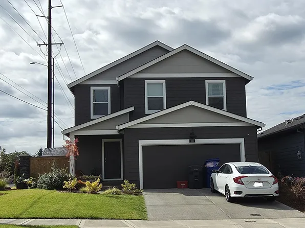 105 Greencrest St NE, Salem, OR 97301