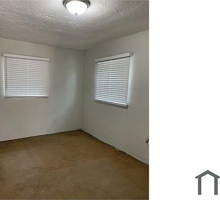 4th image of 2166 32nd St