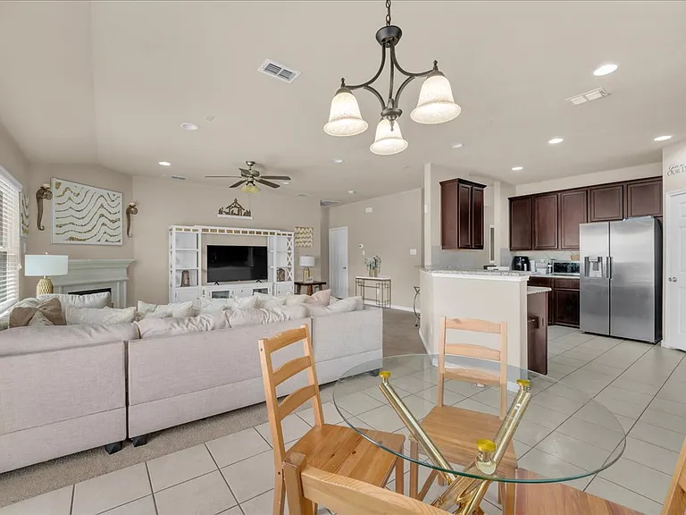 1820 Christopher Creek Dr — Photo 15