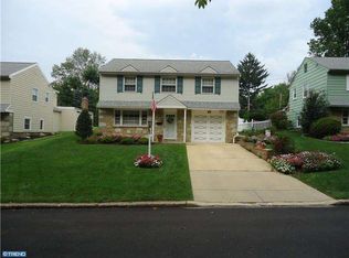 3037 Winchester Ave, Philadelphia, PA 19136
