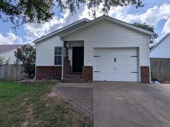 2600 Lost Springs St, Springdale, AR 72764