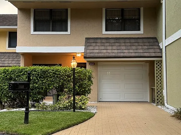 5644 Santiago Cir, Boca Raton, FL 33433