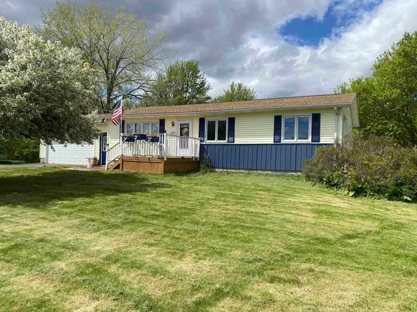 1023 E Coggins Rd, Pinconning, MI 48650