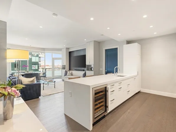 50 Liberty Dr Unit 7L, Boston, MA 02210