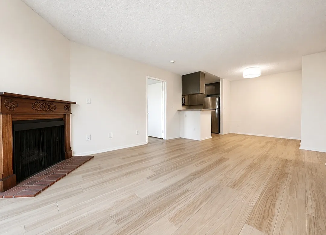 2 bed, 2.0 bath, $2,995 — Photo 1